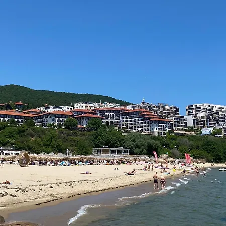 Horizon 13 'a' דירה